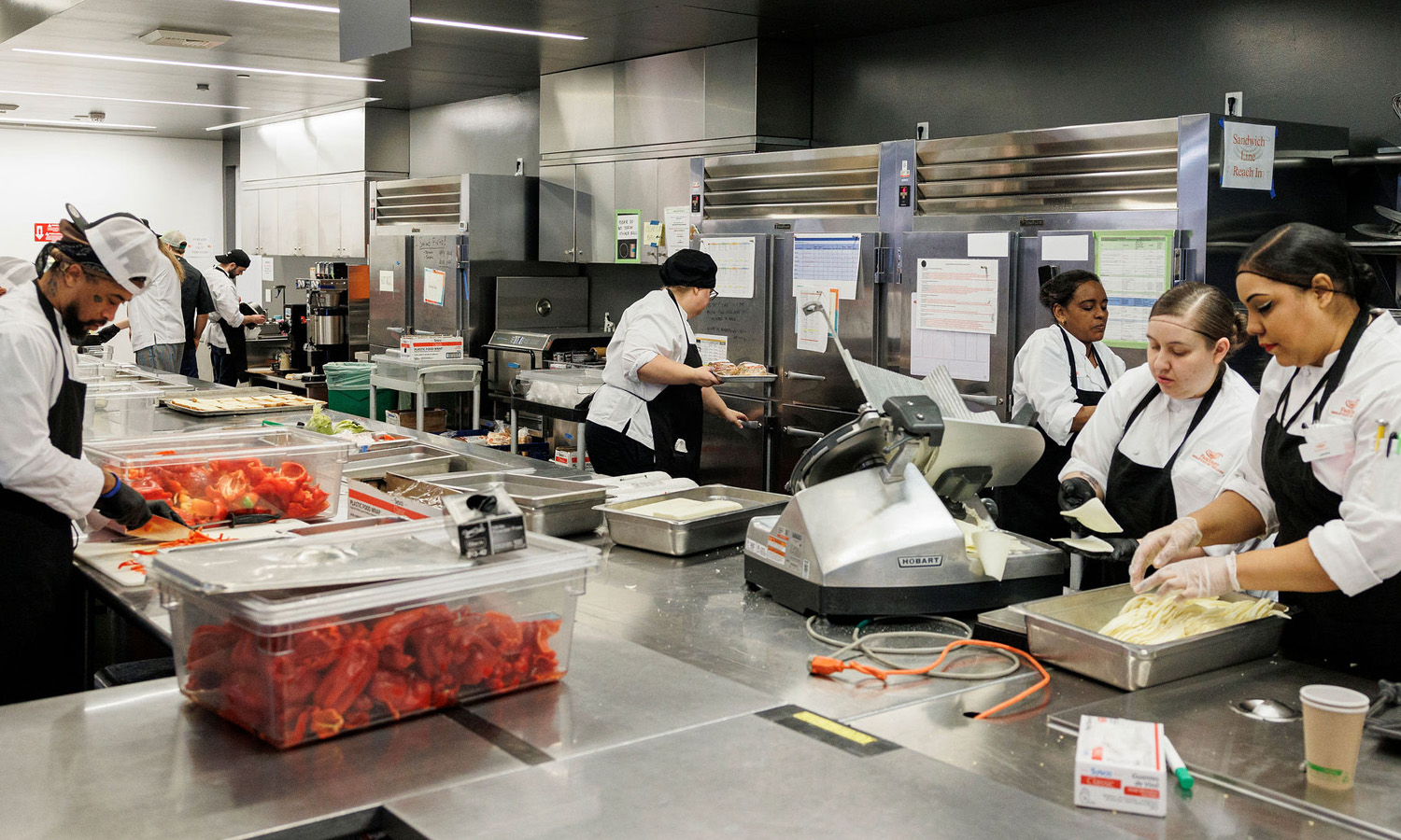 FareStart students in the Community Meals kitchen